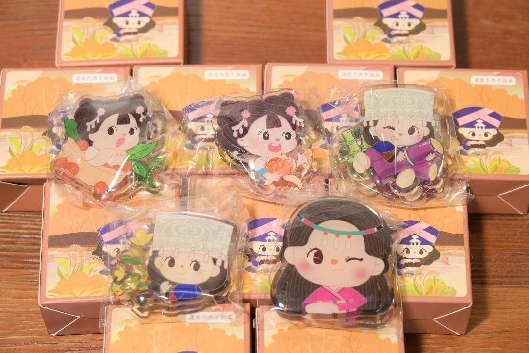 四族少女夹子盲盒
